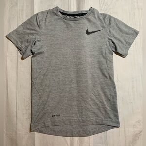 Kids Nike Dri-Fit gray shirt. Size S.